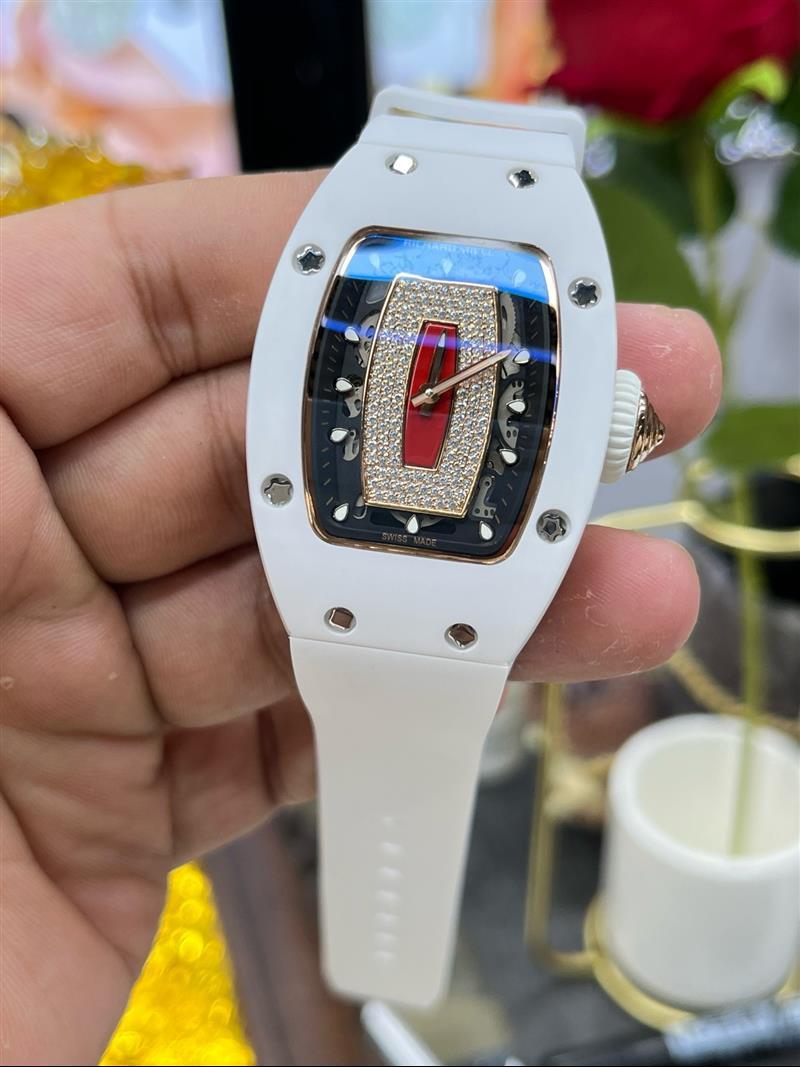 202457162511426 1550